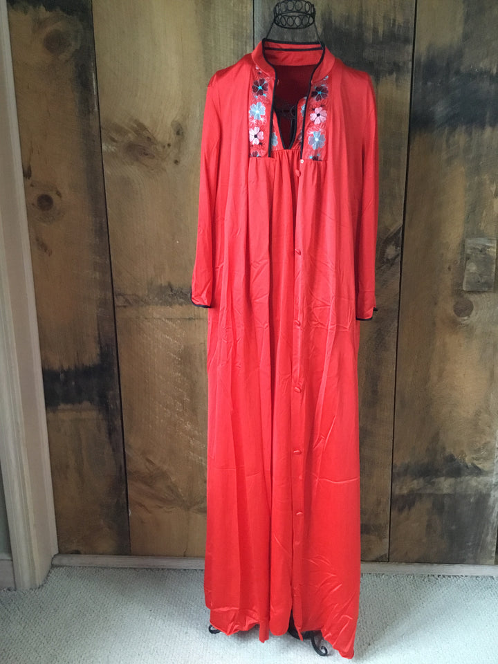 Vintage 60’s/70’s Nightgown Set