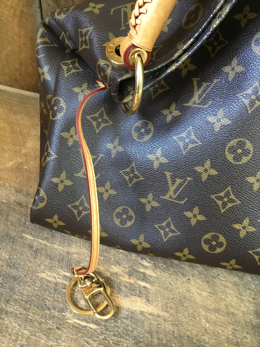 Louis Vuitton Artsy MM Bag